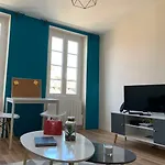 Esprit Sur Plateau Apartment *