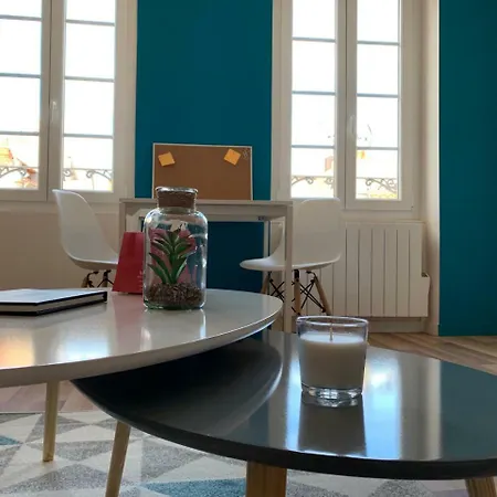 Esprit Sur Plateau Apartment