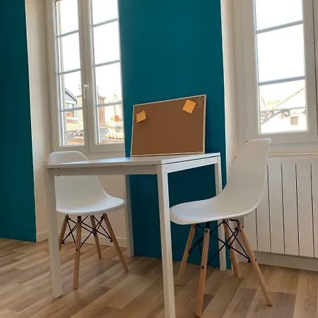 Esprit Sur Plateau Apartment
